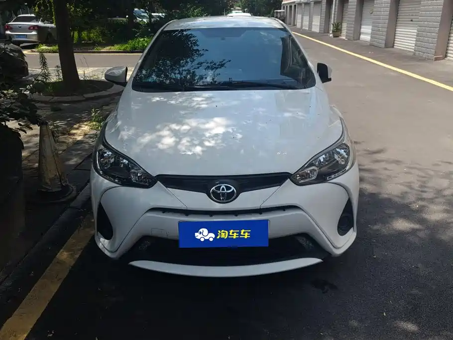 Toyota Yaris L 2019 — фото 2