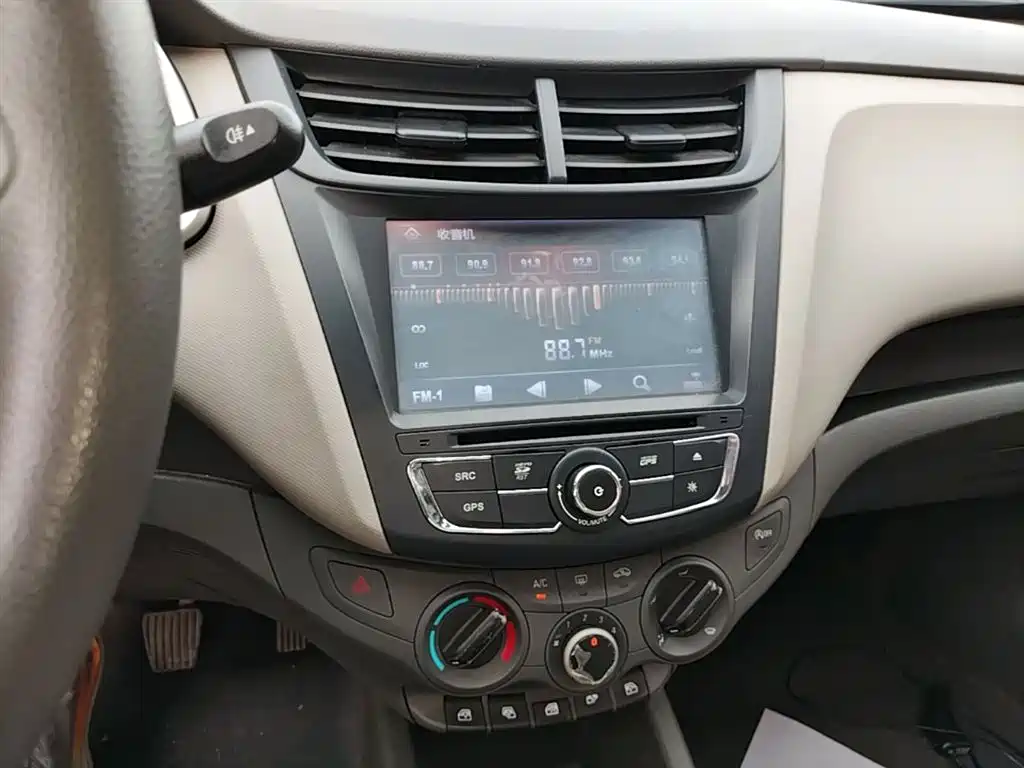 Chevrolet Sail 2015 — фото 13