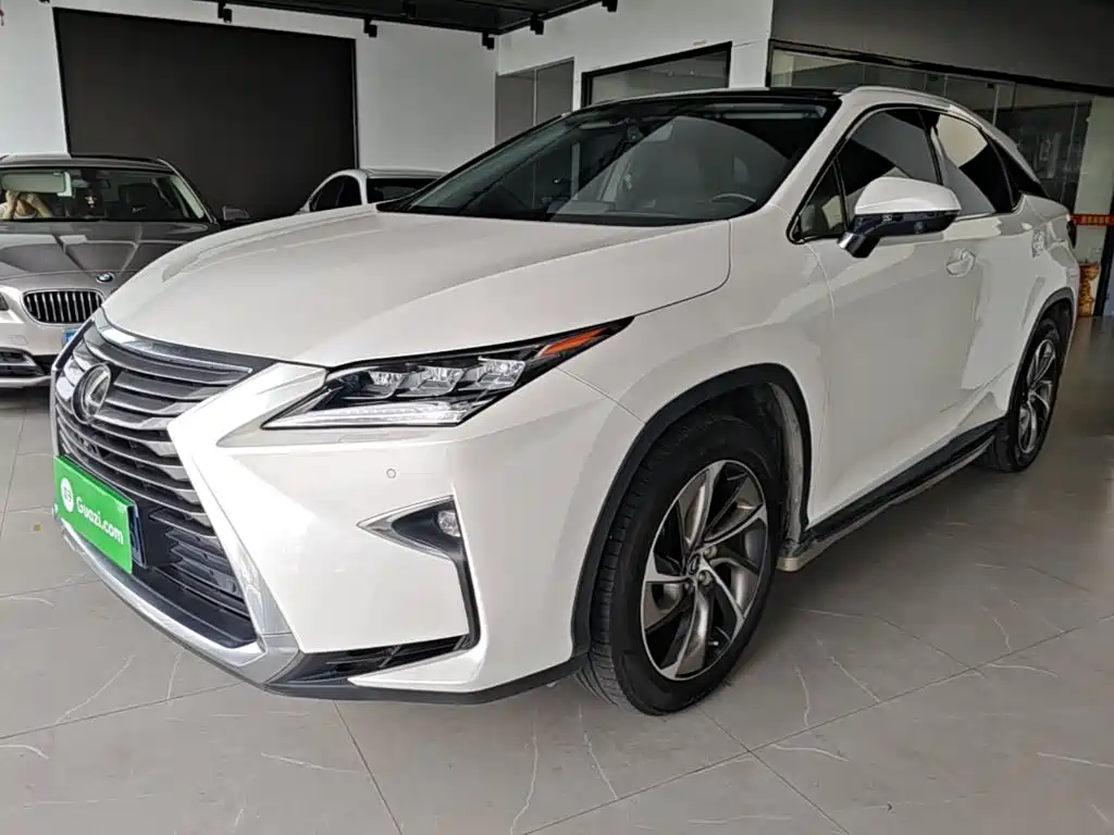 Lexus RX 2019 — фото 1