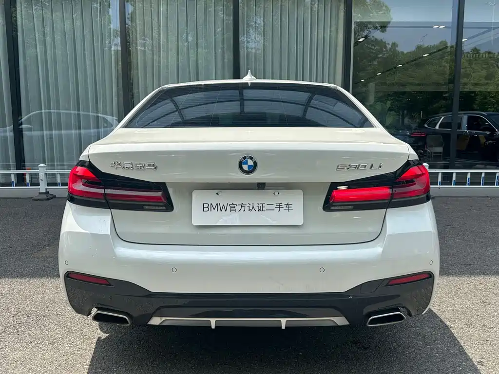 BMW 5 Series 2022