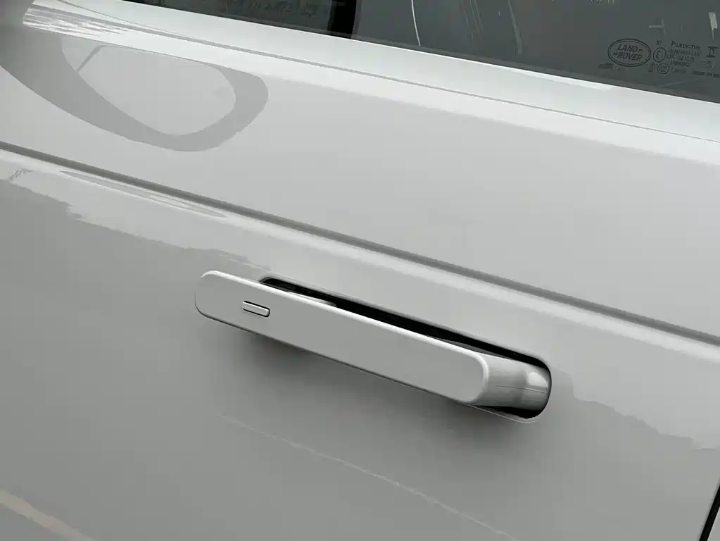 Land Rover Sport 2023 — фото 24