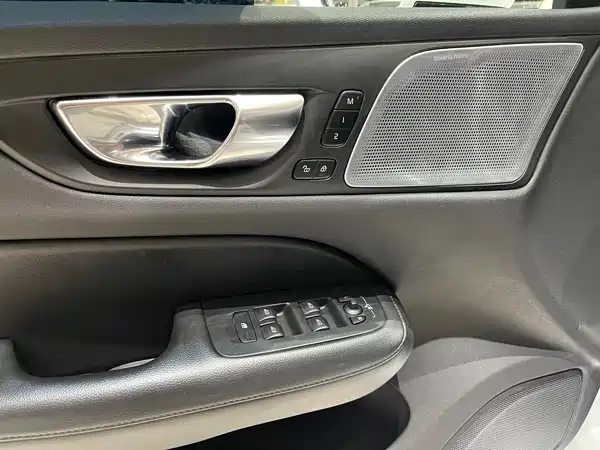 Volvo S60 2021