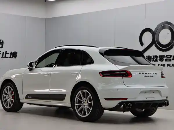 Porsche Macan 2014