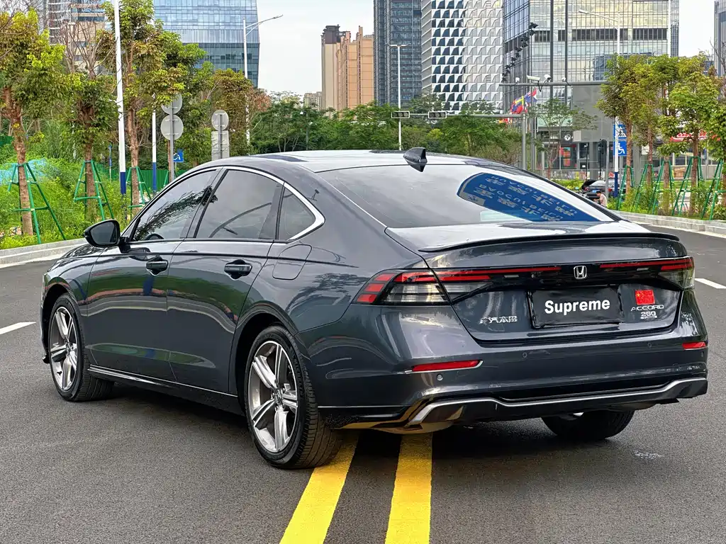 Honda Accord 2024 — фото 10