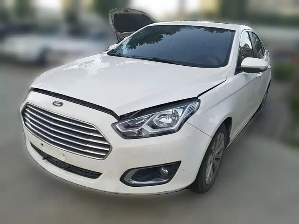 Ford Escort 2016