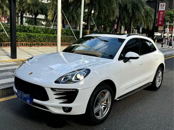 Porsche Macan 2014