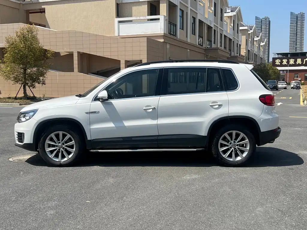 Volkswagen Tiguan 2017 — фото 5