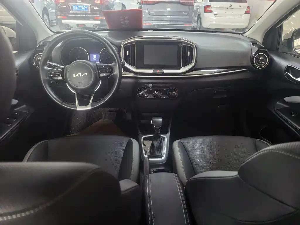 Kia KX1 2024 — фото 8