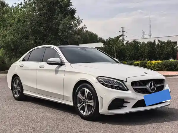 Mercedes-Benz C-Class 2021