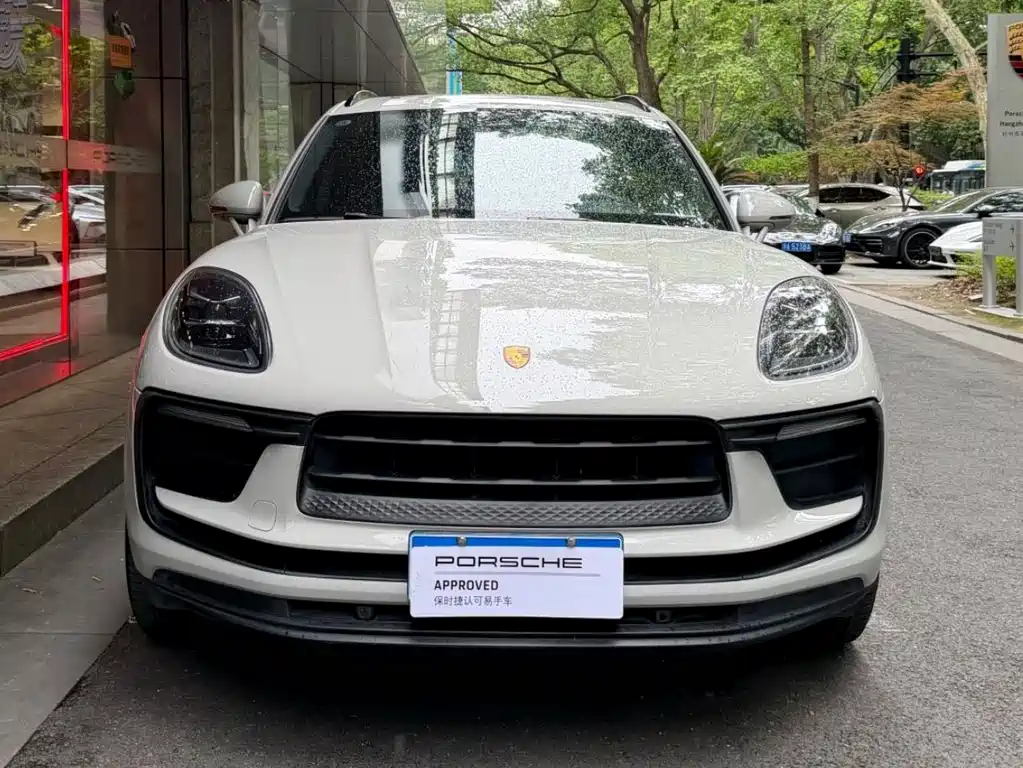 Porsche Macan 2023 — фото 2