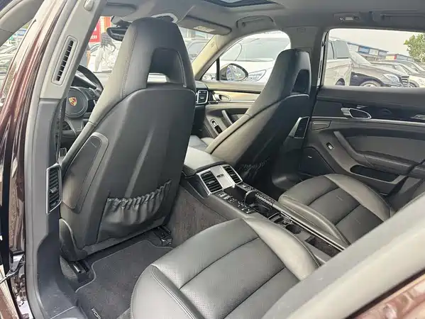Porsche Panamera 2014