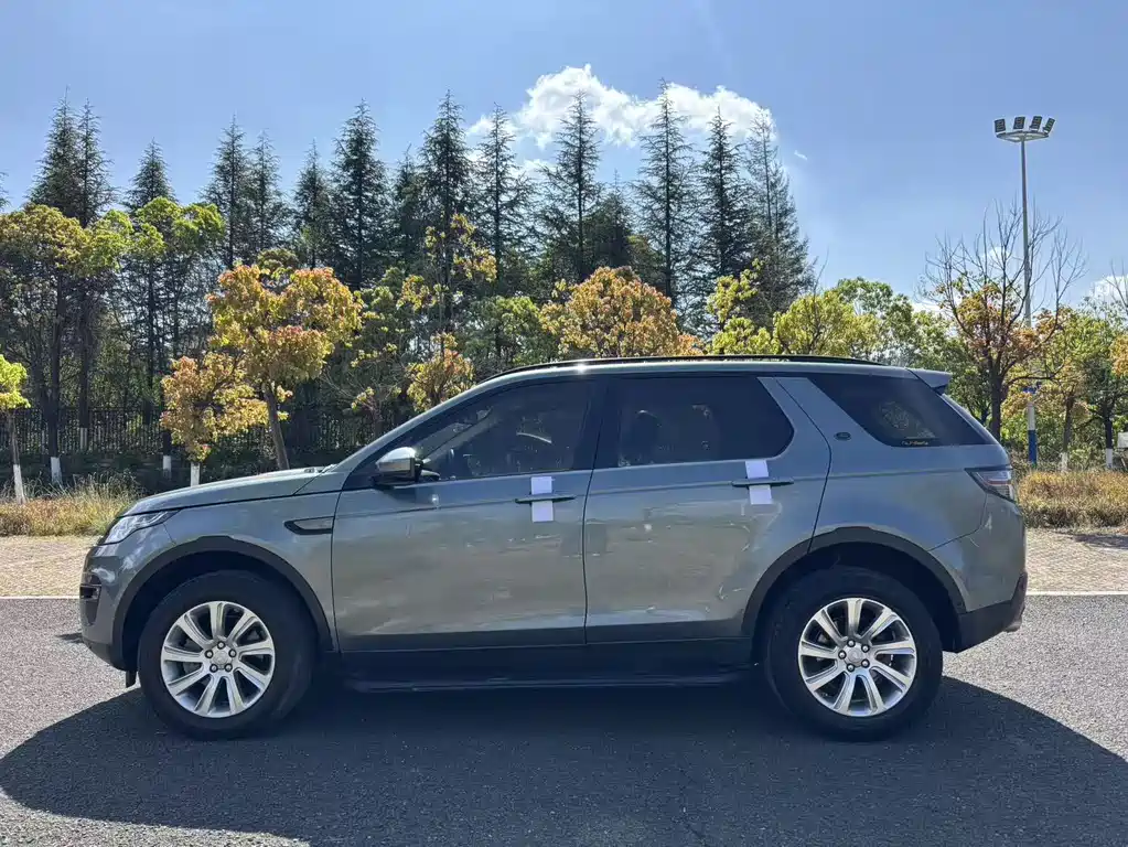 Land Rover Discovery Sport 2019 — фото 9