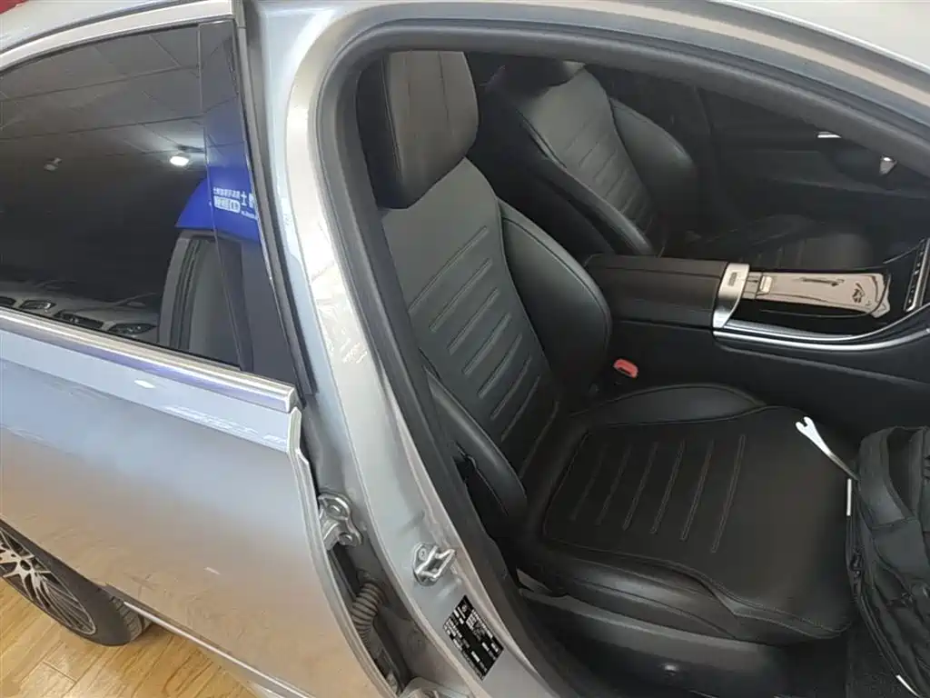 Mercedes-Benz C-Class 2022 — фото 25