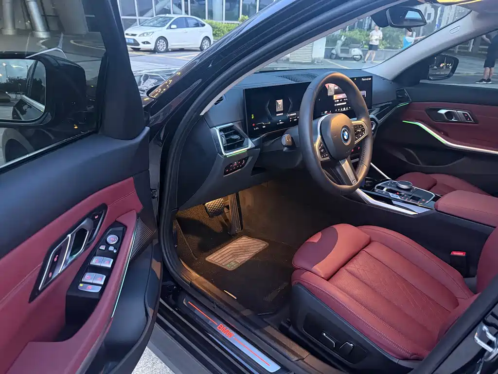BMW i3 2024
