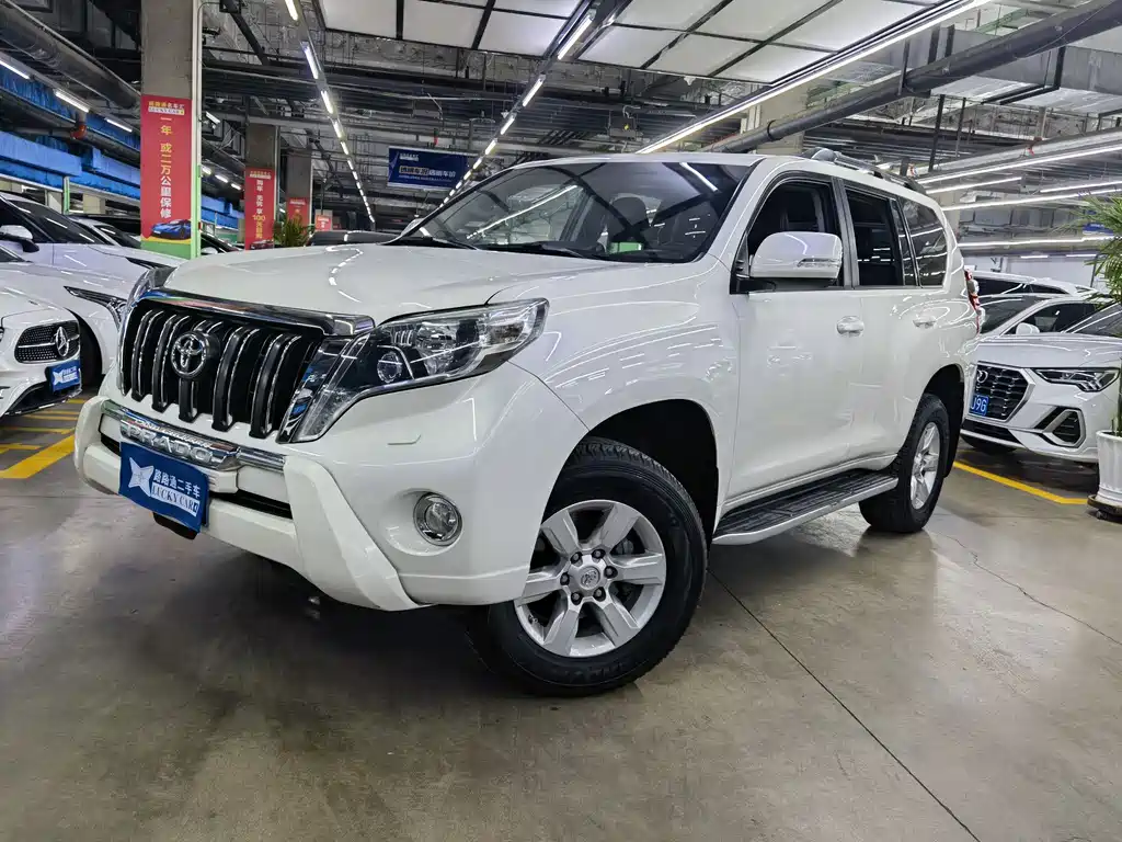 Toyota Prado 2016 — фото 1