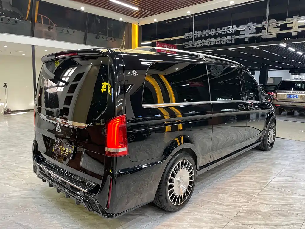 Mercedes-Benz V-Class 2019 — фото 4