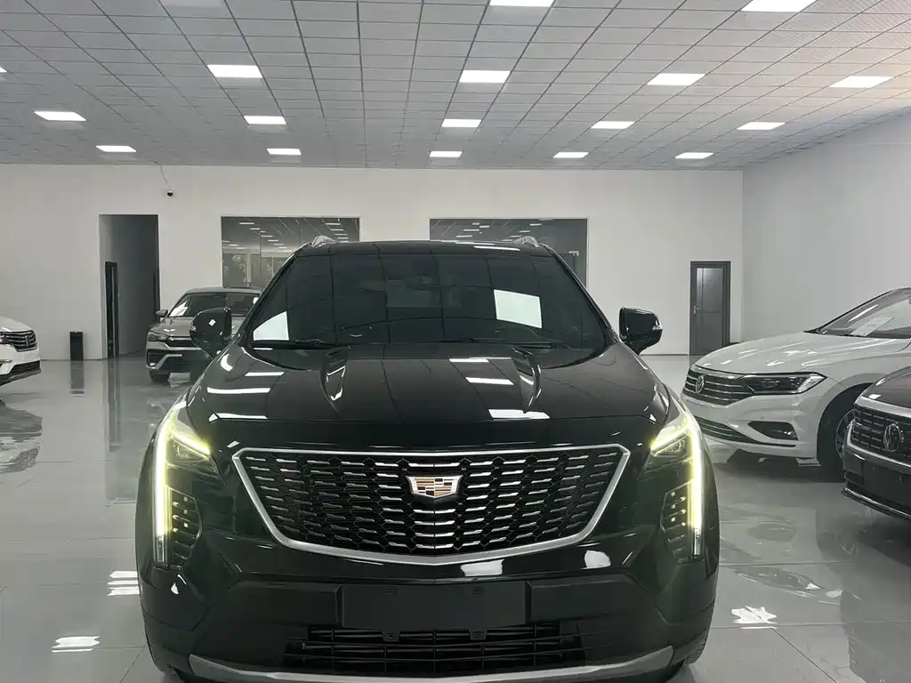 Cadillac XT4 2021 — фото 3