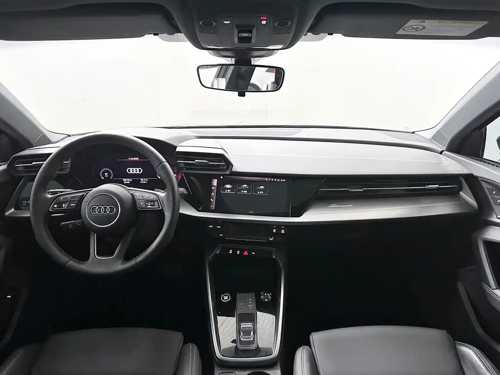 Audi A3 2022 — фото 19