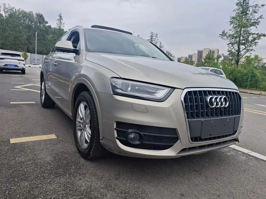 Audi Q3 2013