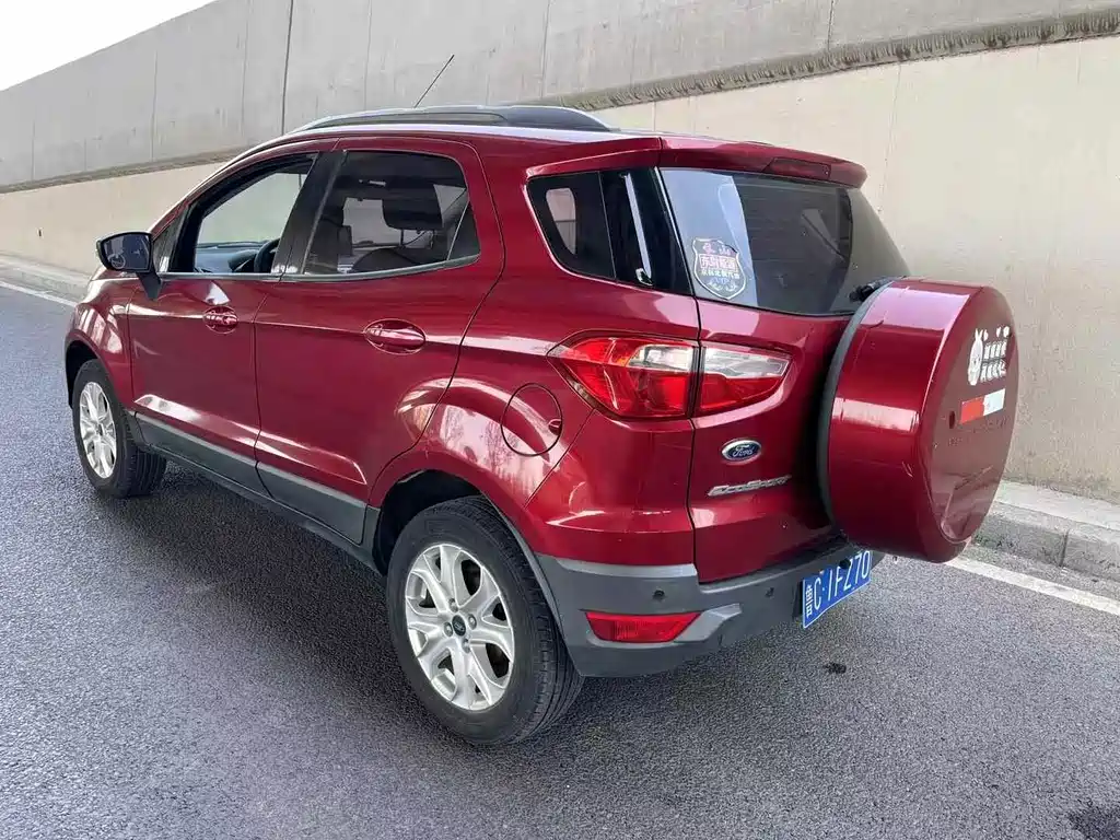 Ford Ecosport 2015 — фото 3