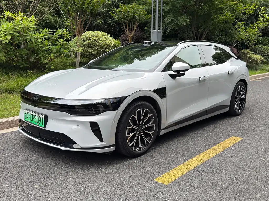 Zeekr 007 GT 2025