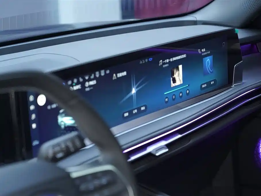 Ford Edge 2025 — фото 13