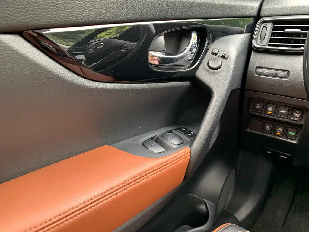 Nissan X-Trail 2017 — фото 17