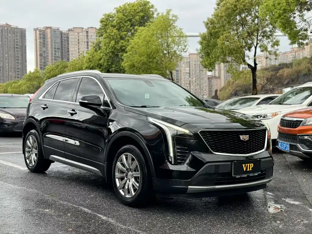 Cadillac XT4 2020 — фото 3