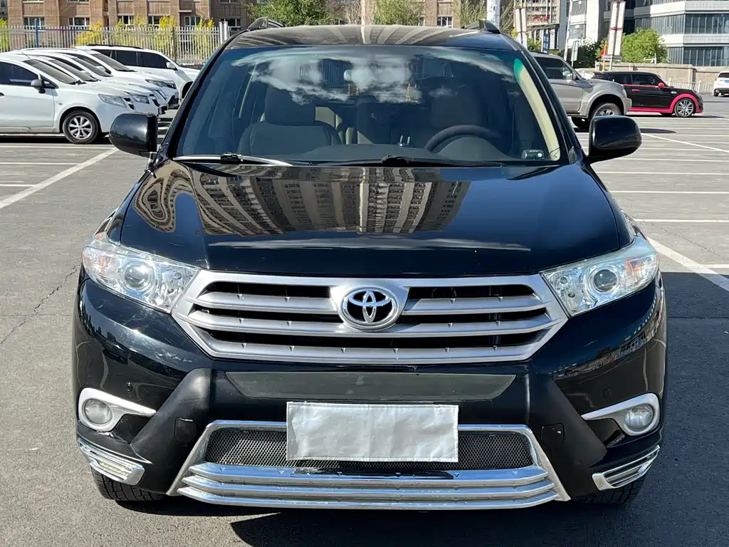 Toyota Highlander 2012 — фото 2