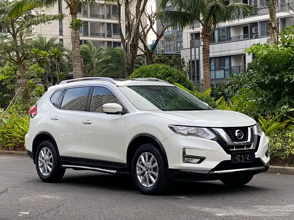 Nissan X-Trail 2018 — фото 3