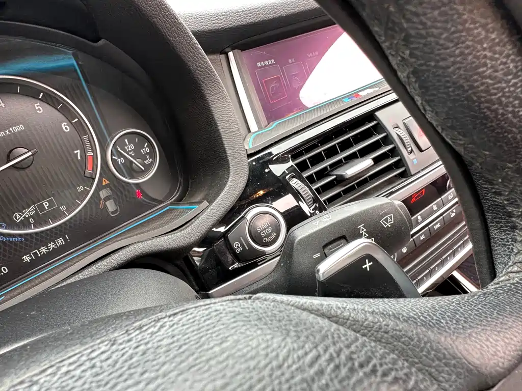 BMW X4 2016 — фото 10