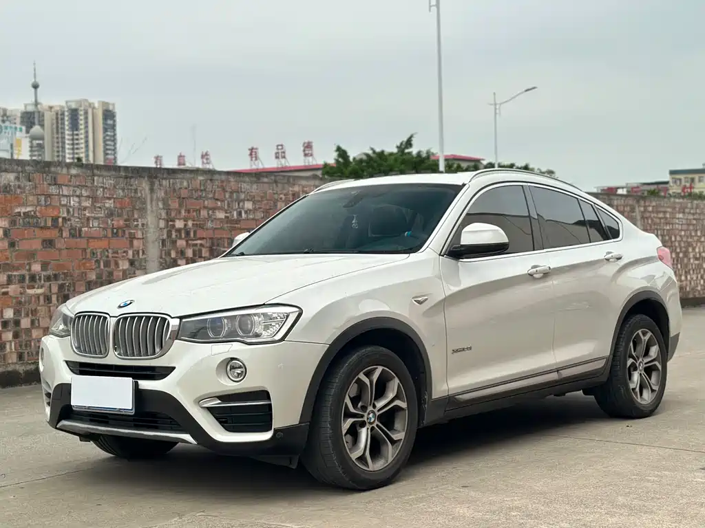 BMW X4 2016 — фото 1