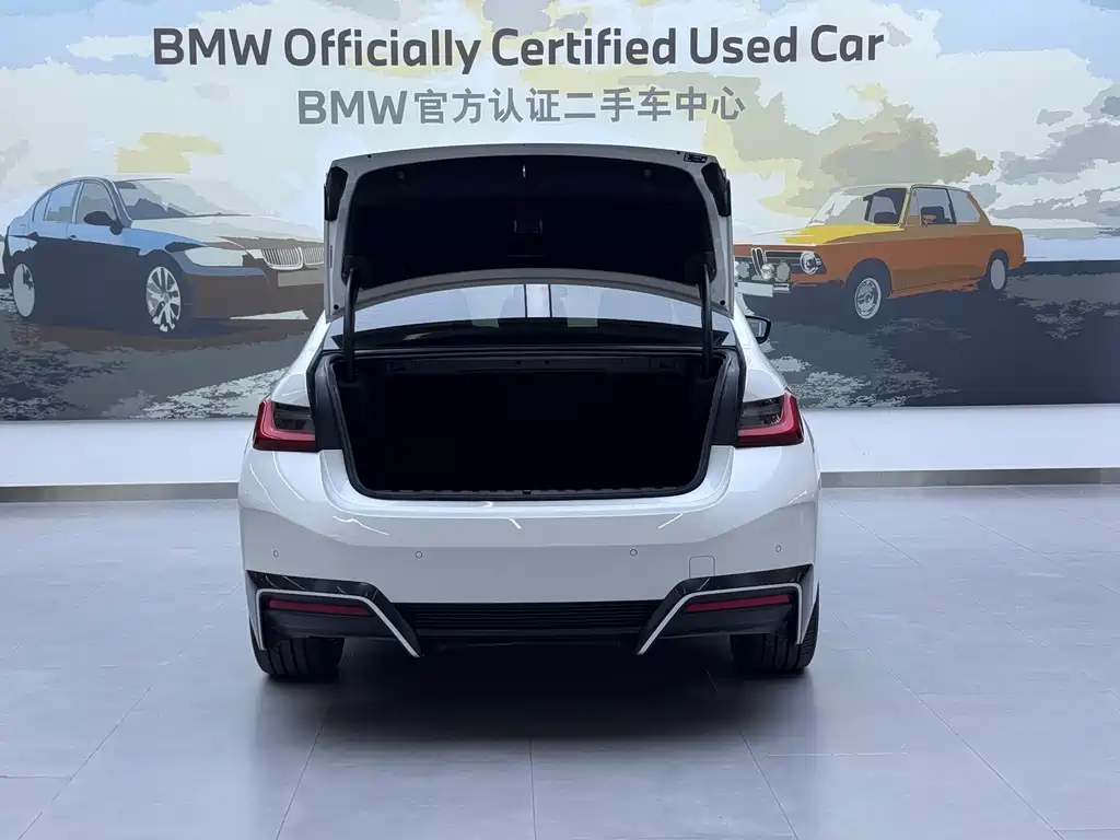 BMW i3 2024 — фото 8