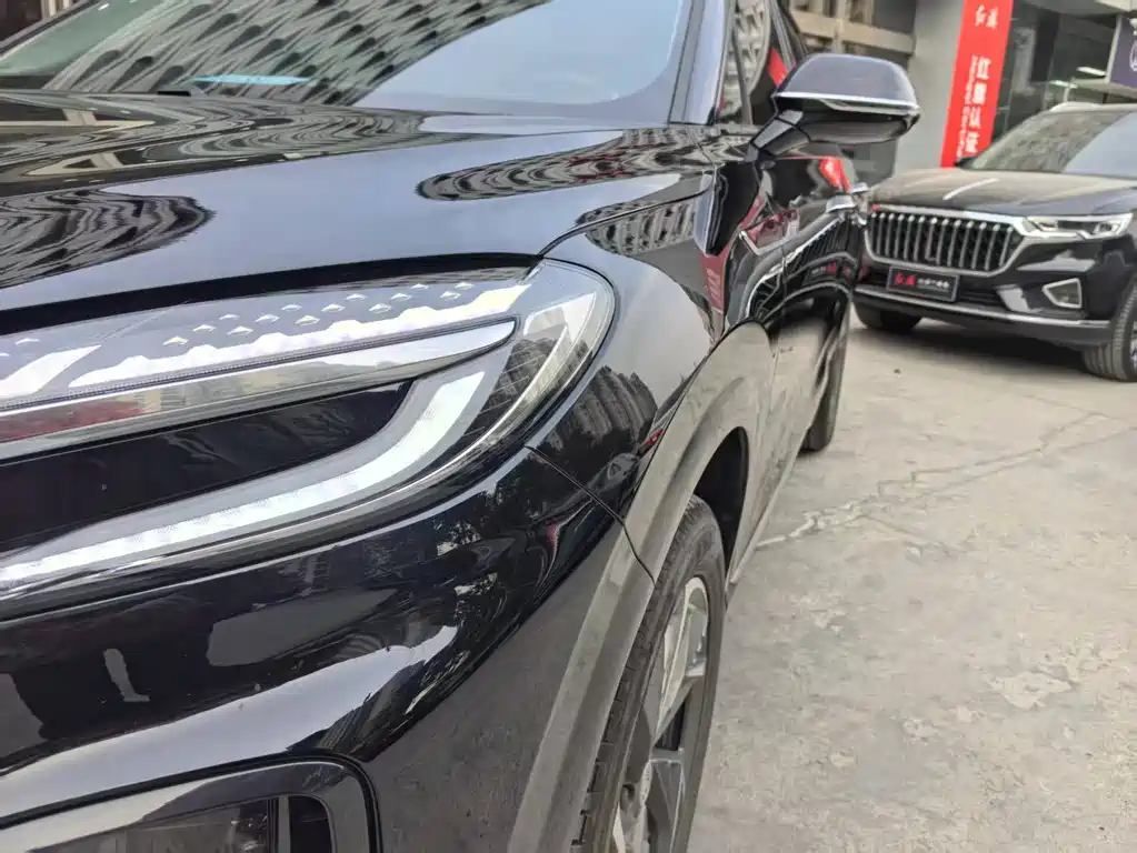 Hongqi HS3 PHEV 2025 — фото 9