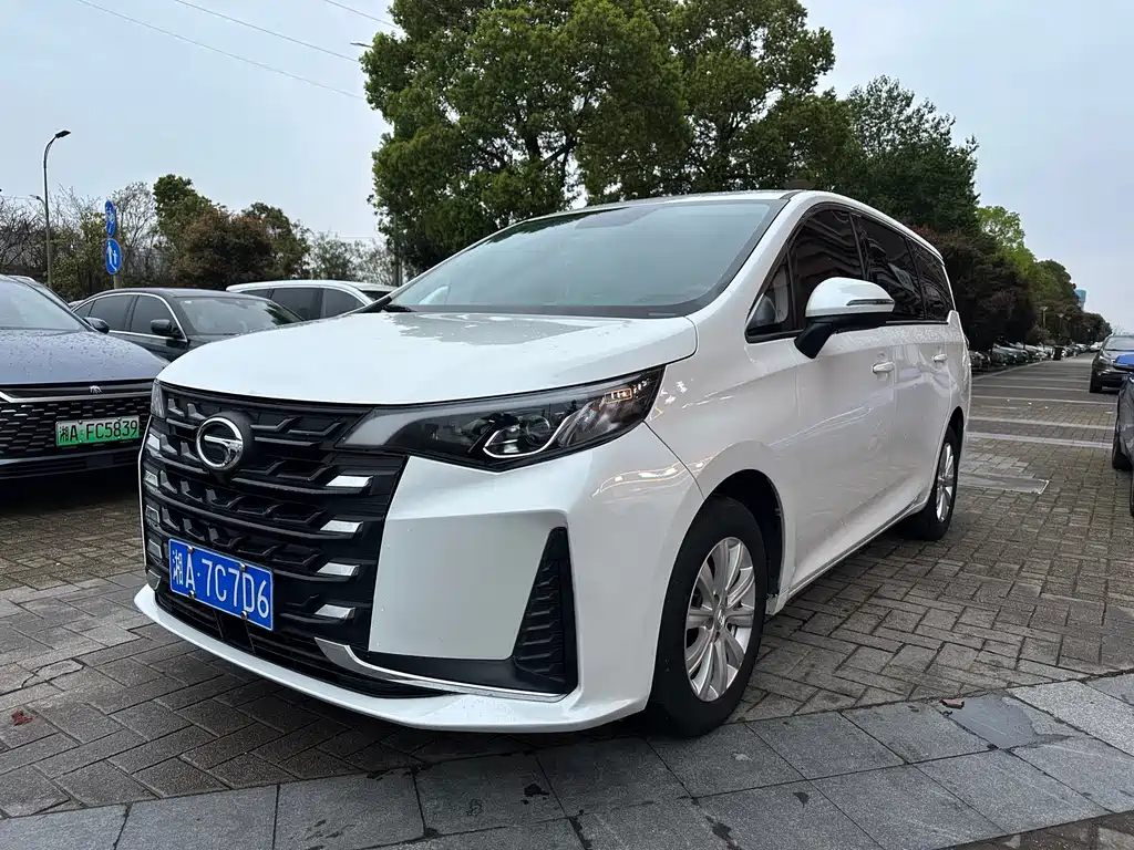 GAC Motor Trumpchi M6 2023 — фото 1