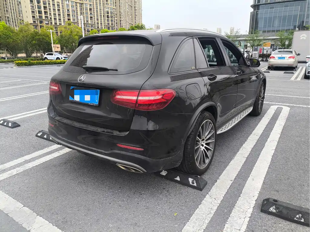 Mercedes-Benz GLC AMG 2019 — фото 4