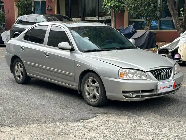 Hyundai Elantra 2005