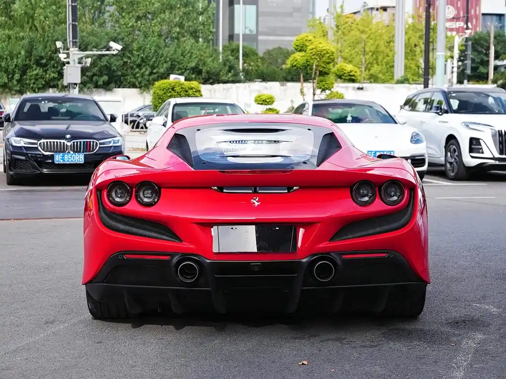 Ferrari F8 2022 — фото 5