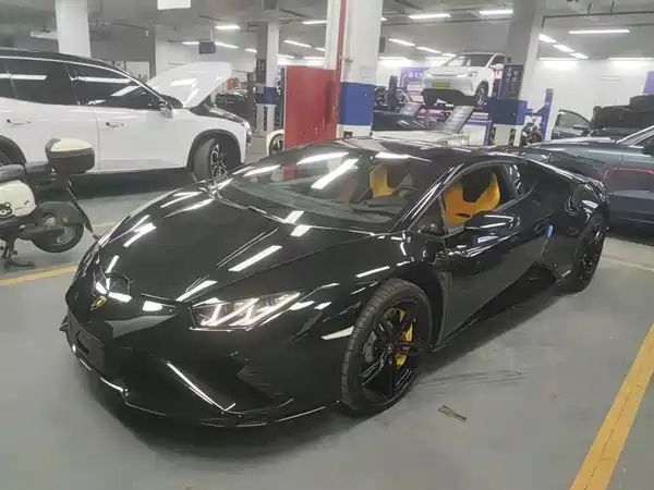 Lamborghini Huracan 2020