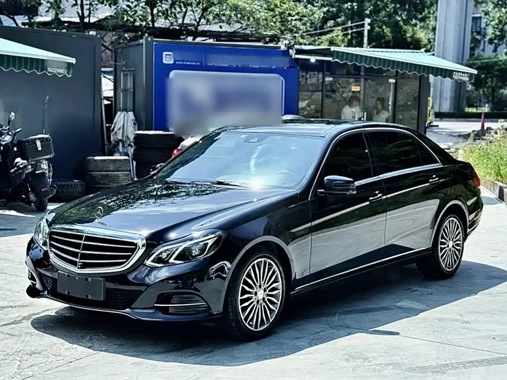 Mercedes-Benz E-Class 2015