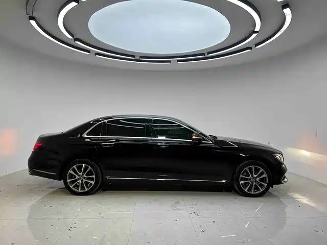 Mercedes-Benz E-Class 2020 — фото 8