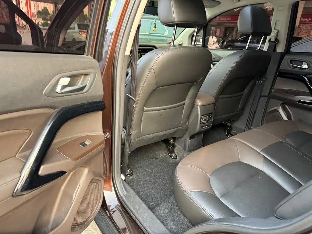 GAC Trumpchi GS4 2018 — фото 11