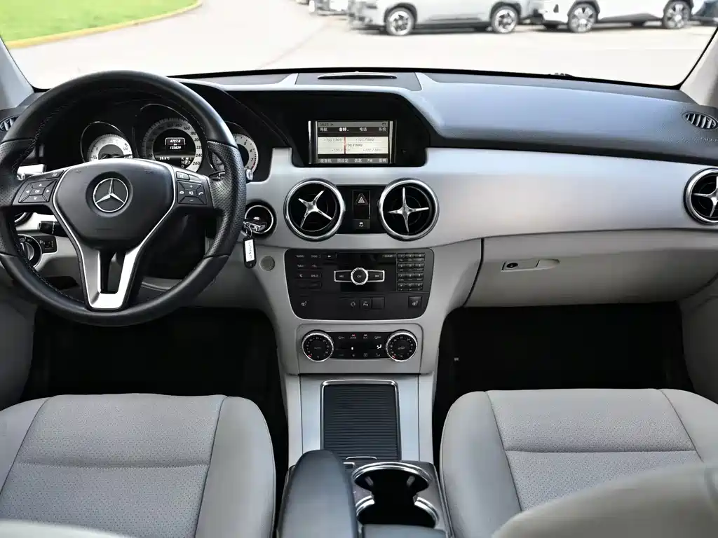 Mercedes-Benz GLK-Class 2013