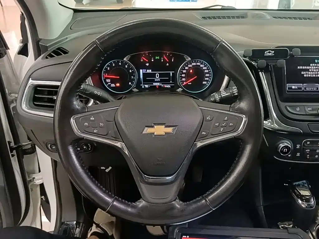 Chevrolet Equinox 2017 — фото 11