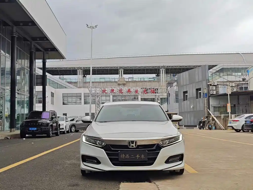 Honda Accord 2020 — фото 2