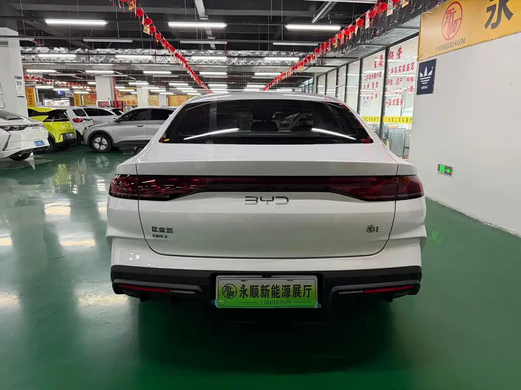 BYD Qin L 2025 — фото 8