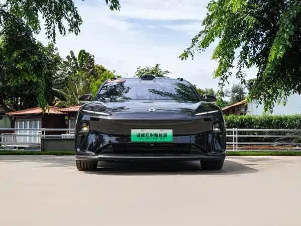 NIO ET5T 2025
