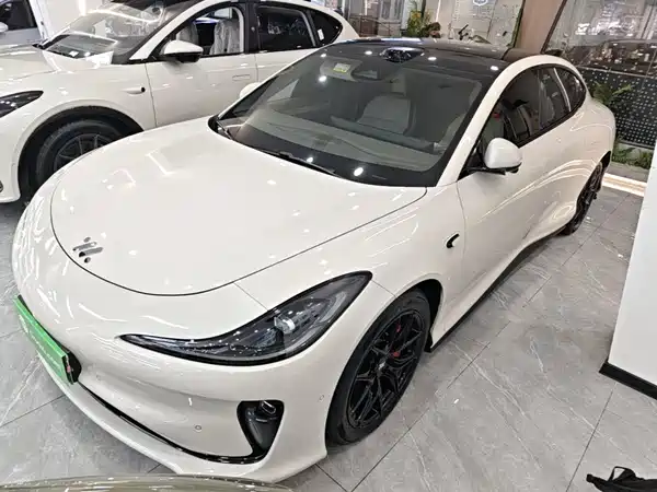 IM Motors L6 2025