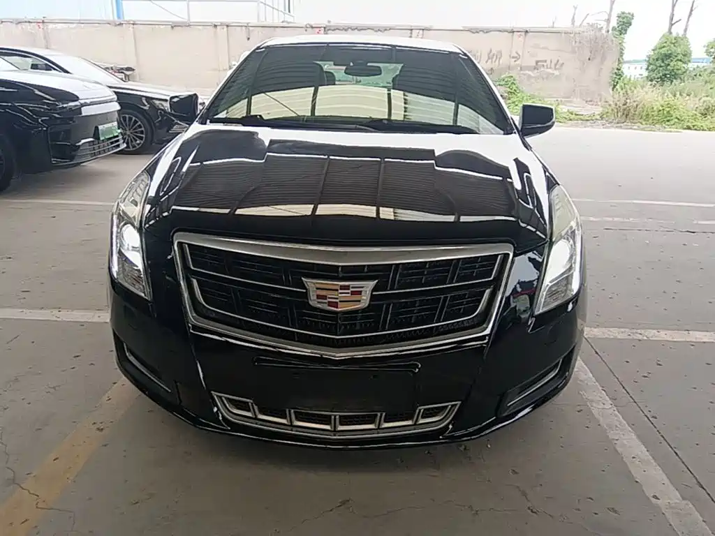 Cadillac XTS 2015 — фото 3