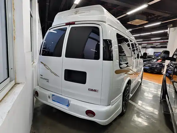 GMC SAVANA 2011